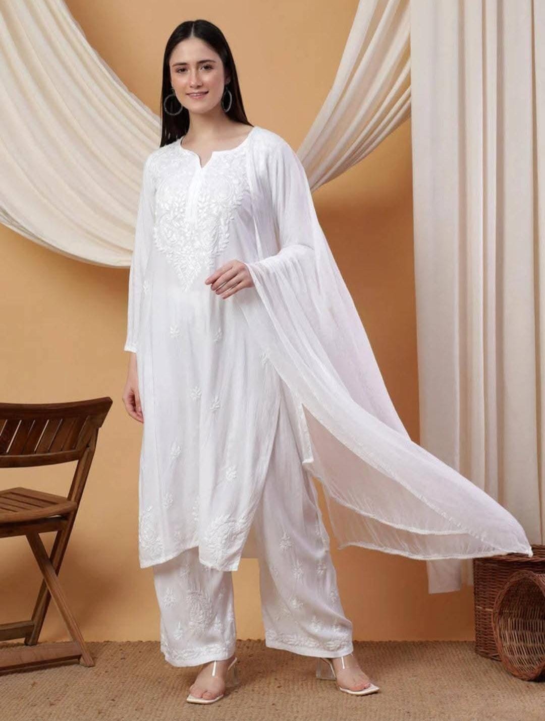 Whites That Whisper Elegance – Classic Chikankari Set You’ll Adore