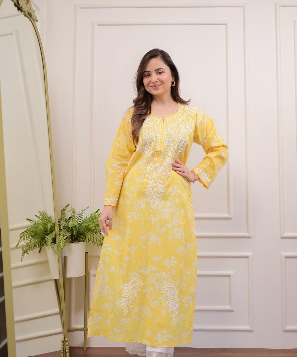 Butter Soft Mulmul Cotton Chikankari Kurti