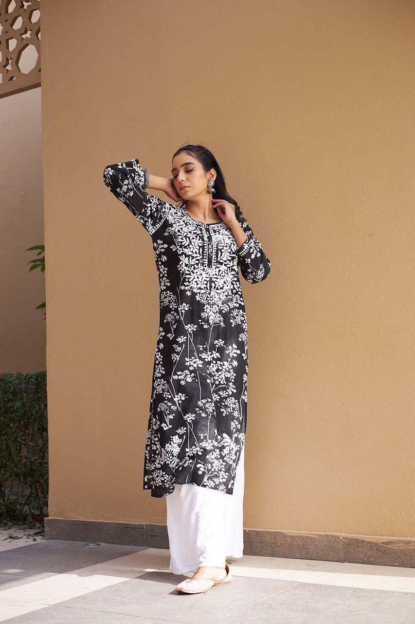 Beautiful Mulmul Cotton Chikankari Kurti