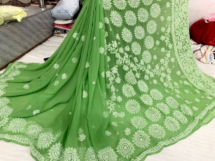 Elegant Chiffon Chikankari Saree with Blouse