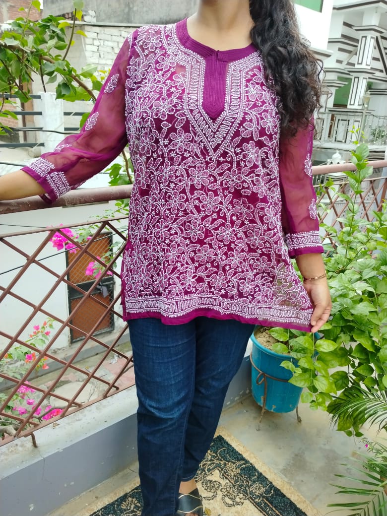 "Handmade Lucknowi Chikanari Kurti – Elegant Cotton Embroidery Top"