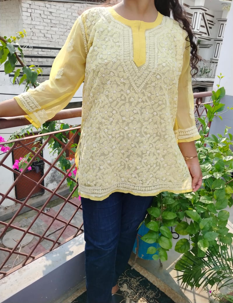 "Handmade Lucknowi Chikanari Kurti – Elegant Cotton Embroidery Top"