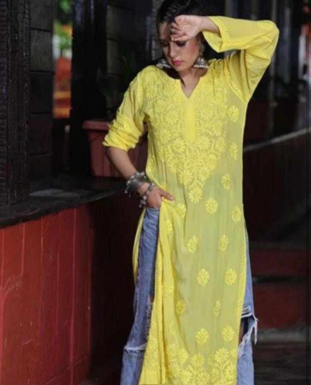 Viscose Georgette Dual Shade Chikankari Kurti