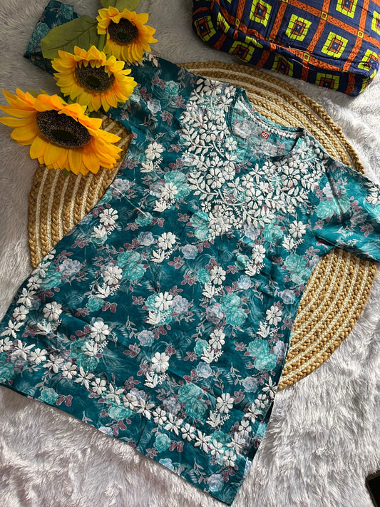 Classic Chikankari Short Top – Artisanal Detailing for Modern Wardrobes